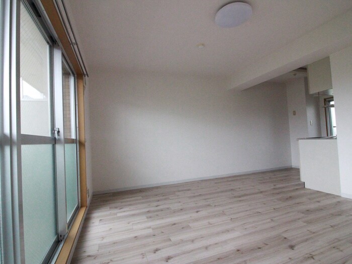 物件内観写真18　(居室)