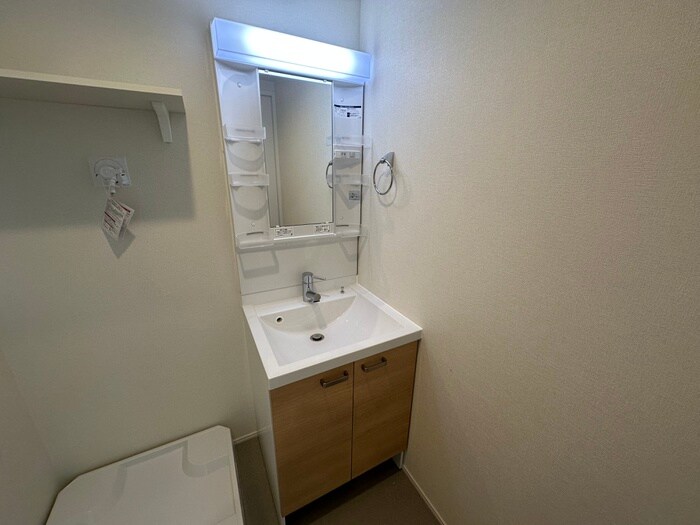 物件内観写真9　(洗面)