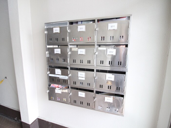 物件外観写真4　(建物設備)