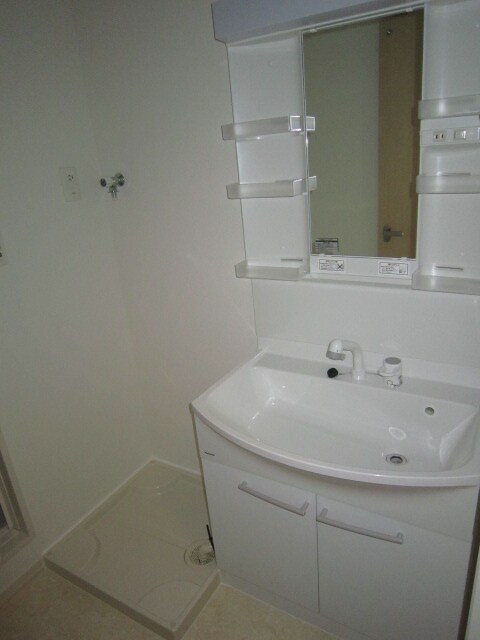 物件内観写真8　(洗面)