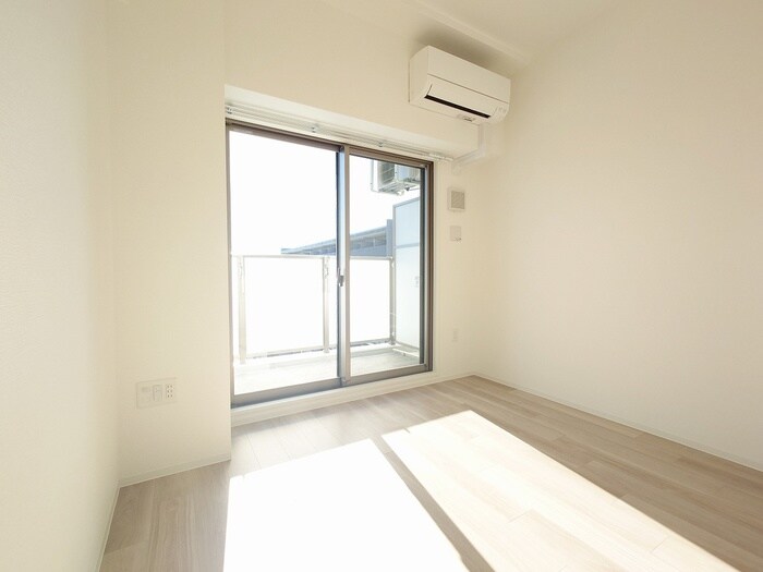 物件内観写真7　(居室)