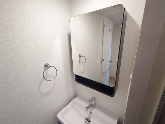 物件内観写真12　(洗面)