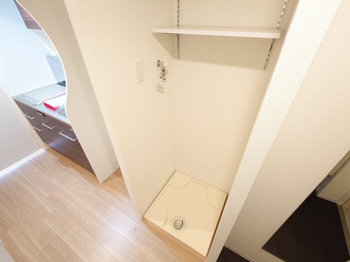 物件内観写真13　(洗濯機置場)