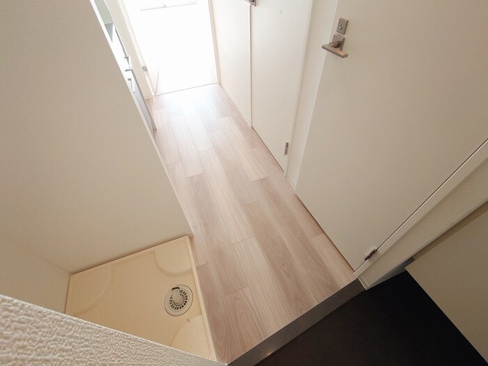 物件内観写真16　(廊下)