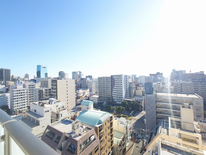 物件内観写真21　(室内からの展望)