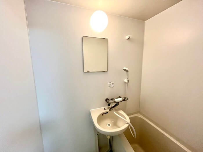 物件内観写真13　(洗面)