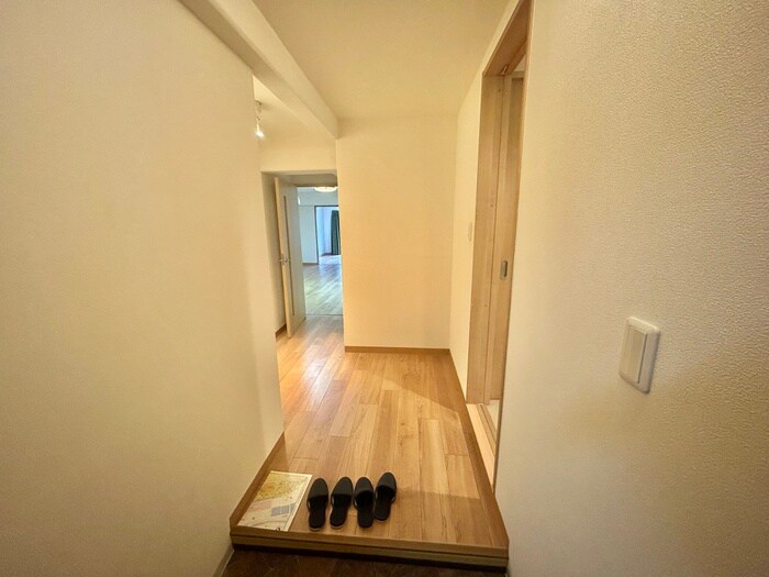 物件内観写真8　(廊下)