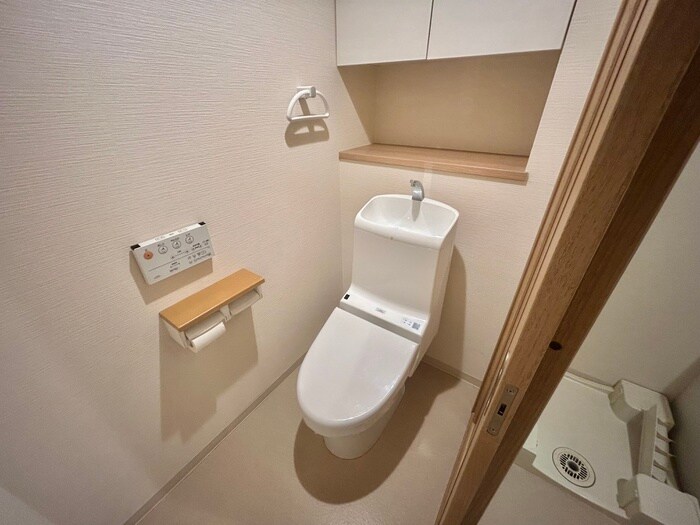 物件内観写真17　(トイレ)