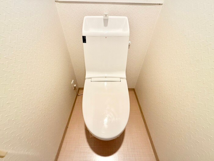 物件内観写真11　(トイレ)