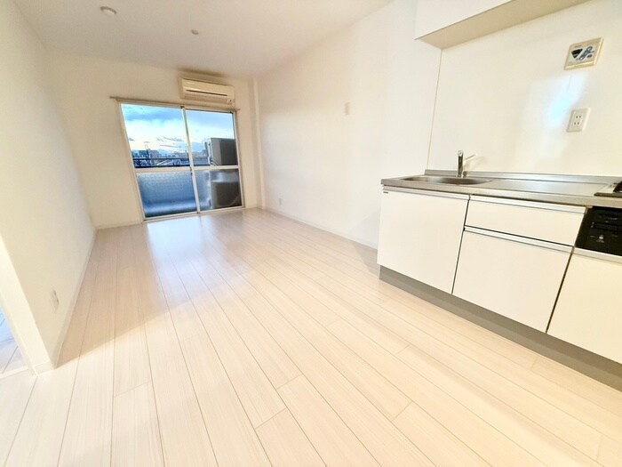 物件内観写真12　(居室)