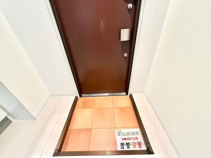 物件内観写真22　(玄関)