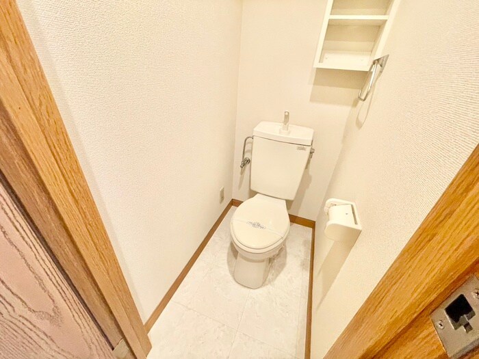 物件内観写真12　(トイレ)