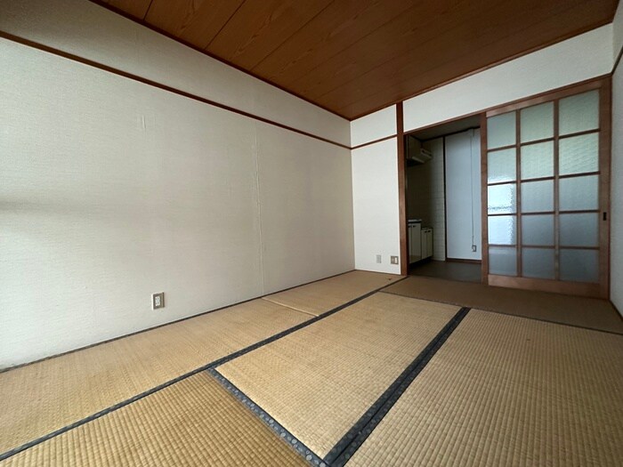 物件内観写真13　(居室)