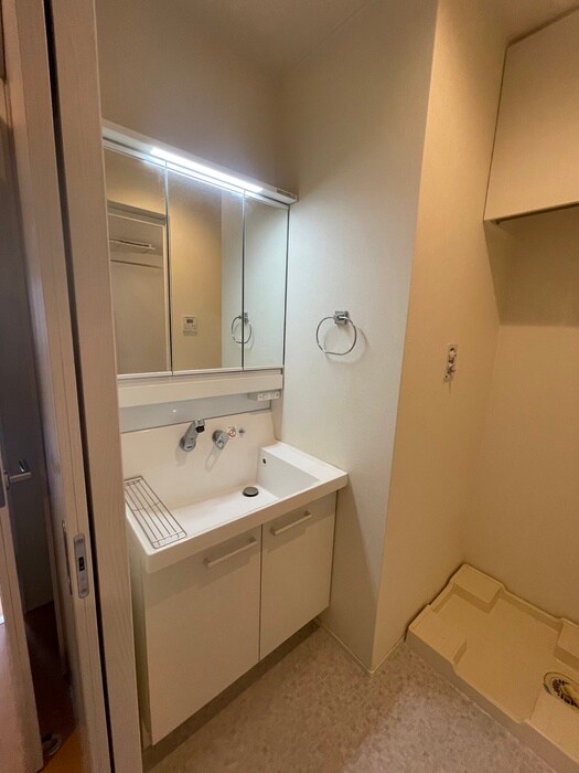 物件内観写真11　(洗面)