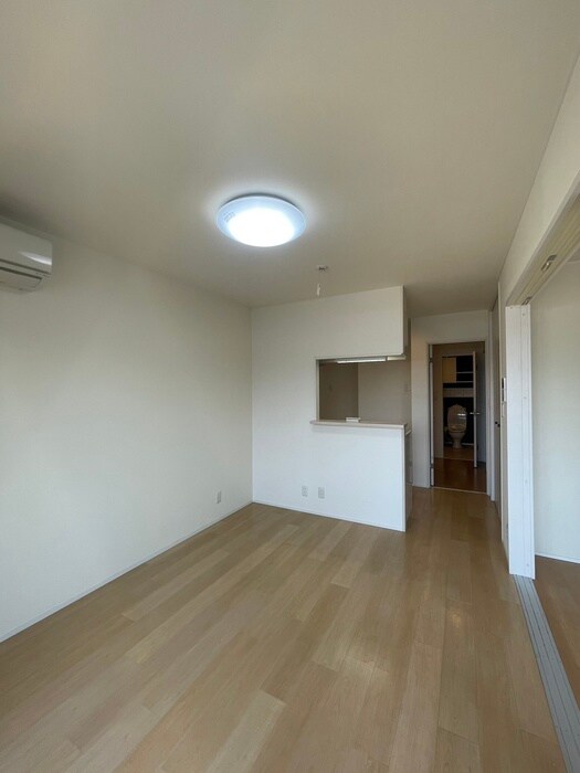 物件内観写真21　(居室)