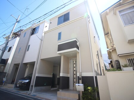 豊中市岡上の町戸建外観写真