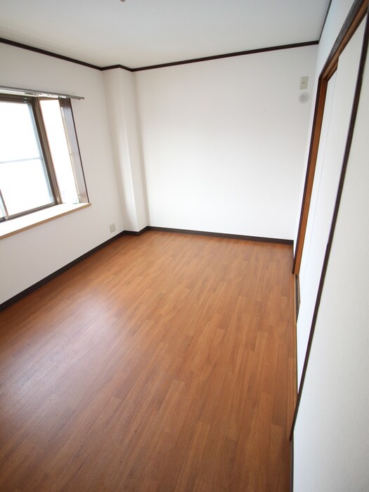 物件内観写真11　(居室)
