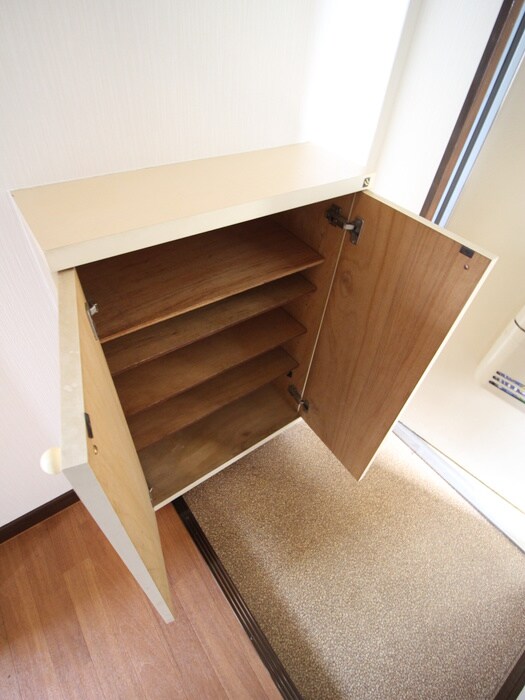 物件内観写真17　(靴箱)