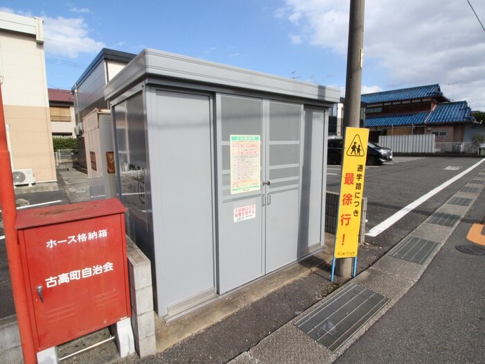 物件外観写真4　(建物設備)