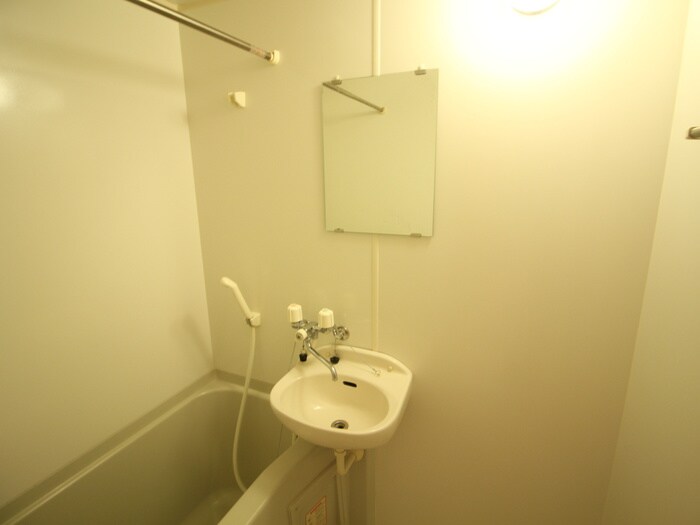 物件内観写真12　(洗面)