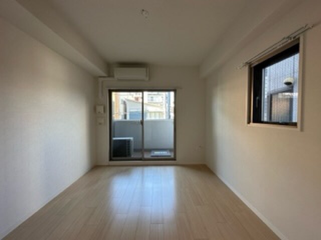 物件内観写真12　(居室)