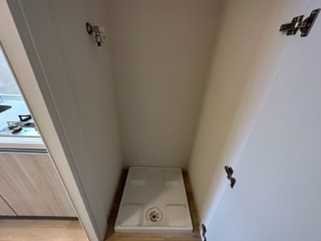 物件内観写真20　(洗濯機置場)