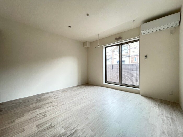 物件内観写真5　(居室)