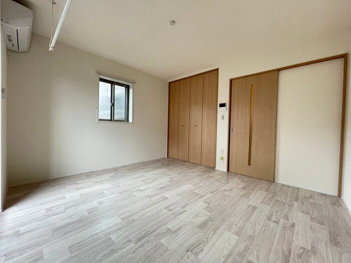 物件内観写真6　(居室)