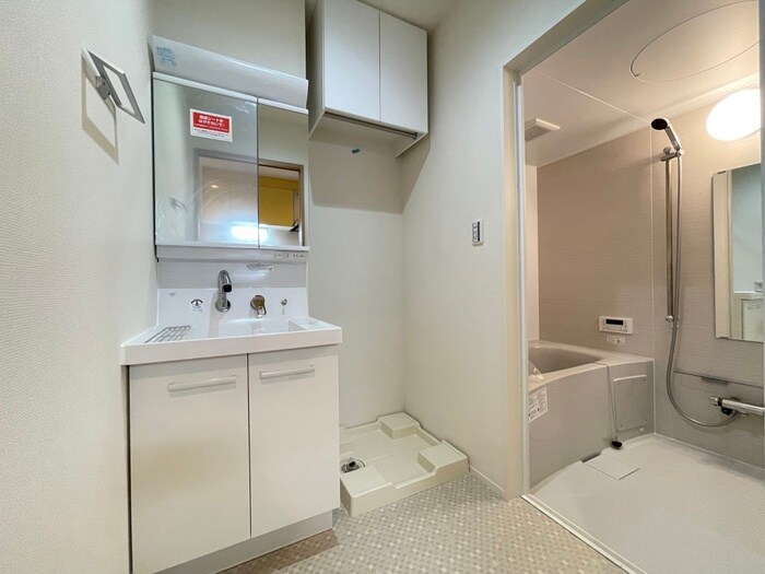 物件内観写真11　(洗面)