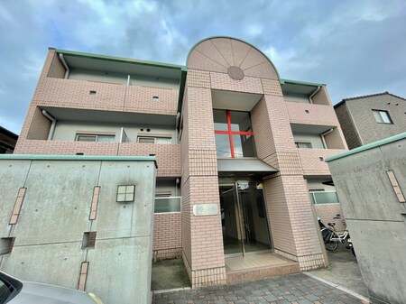 アザレア館外観写真