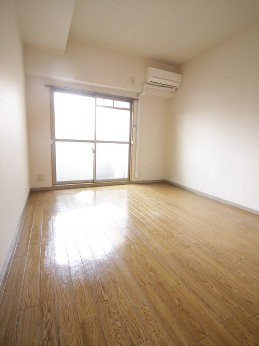 物件内観写真15　(居室)