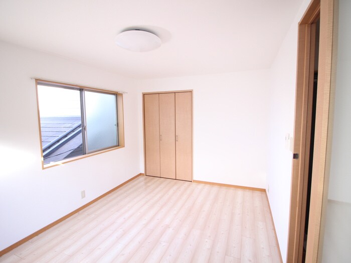 物件内観写真8　(居室)