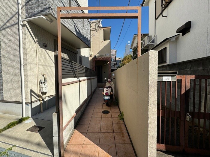 物件外観写真6　(外観写真)