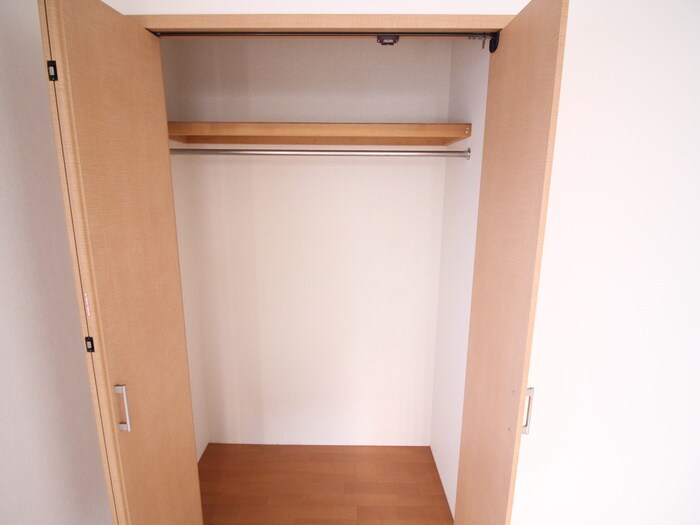 物件内観写真13　(収納)