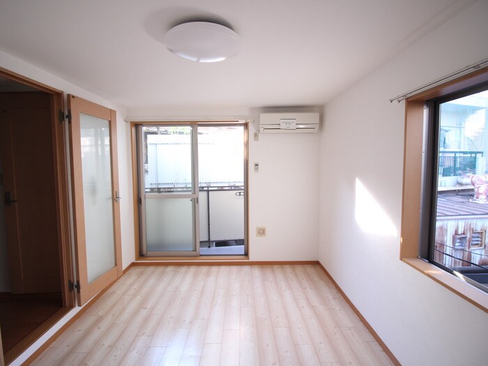 物件内観写真18　(居室)