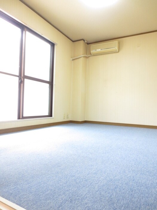 物件内観写真13　(居室)