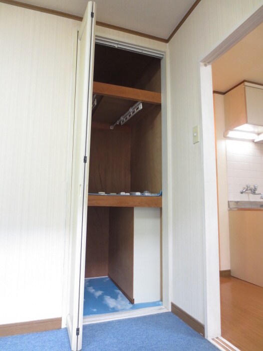 物件内観写真14　(収納)