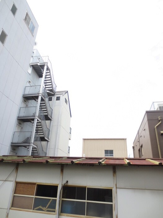 物件内観写真16　(室内からの展望)