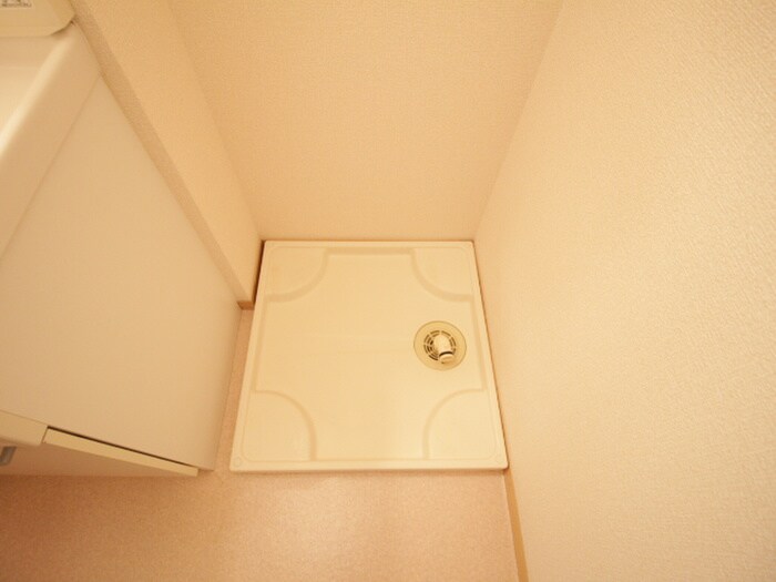 物件内観写真19　(洗濯機置場)