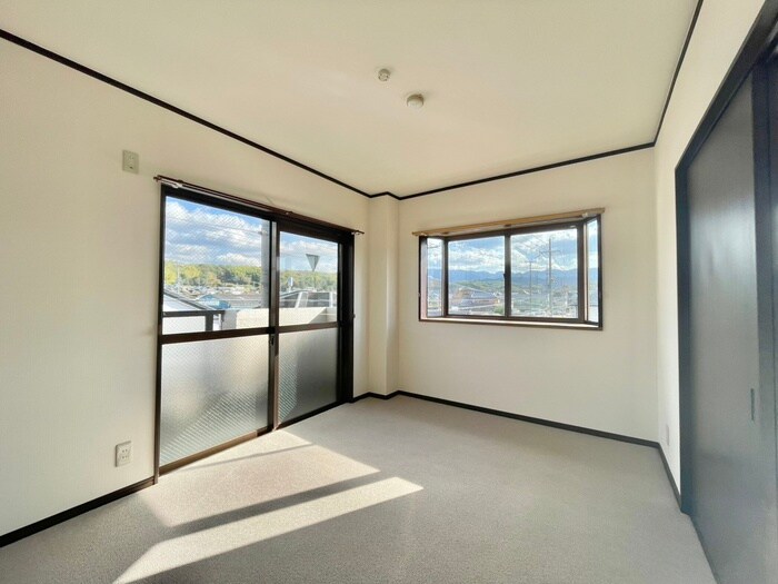 物件内観写真7　(居室)