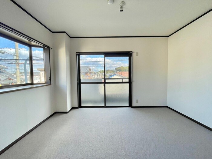 物件内観写真8　(居室)