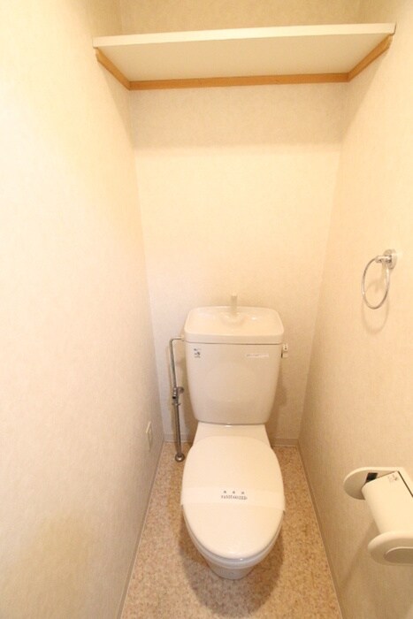 物件内観写真3　(トイレ)