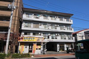 川田ハイツ外観写真