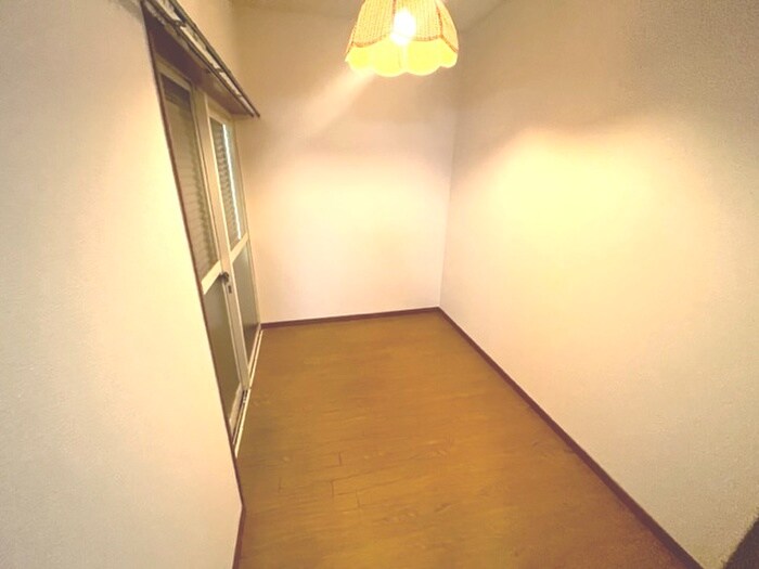 物件内観写真13　(収納)