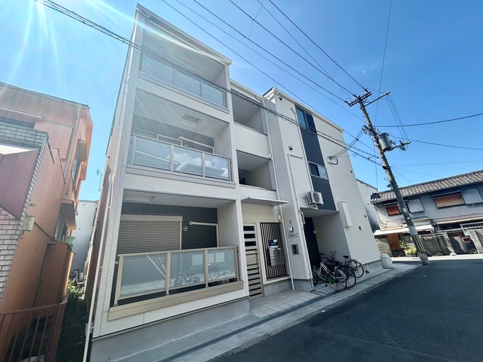 物件外観写真1　(外観写真)