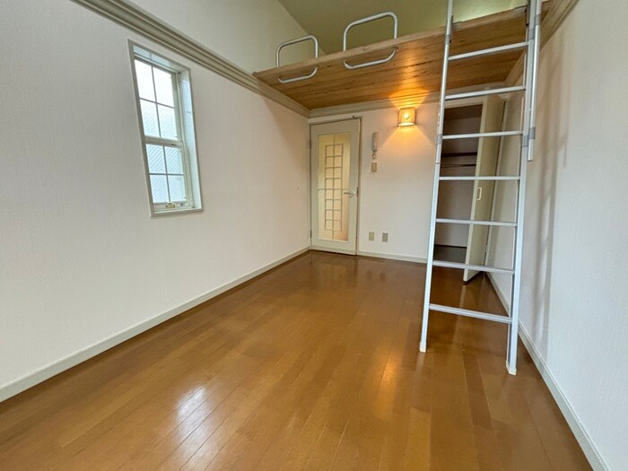 物件内観写真7　(居室)