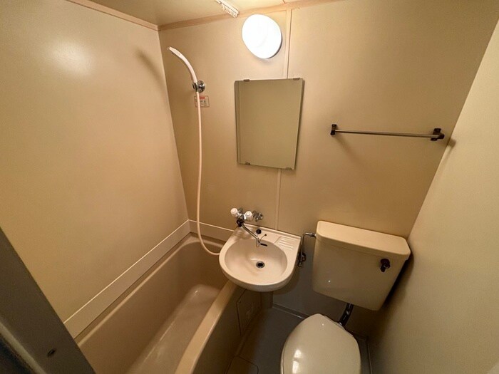 物件内観写真10　(洗面)