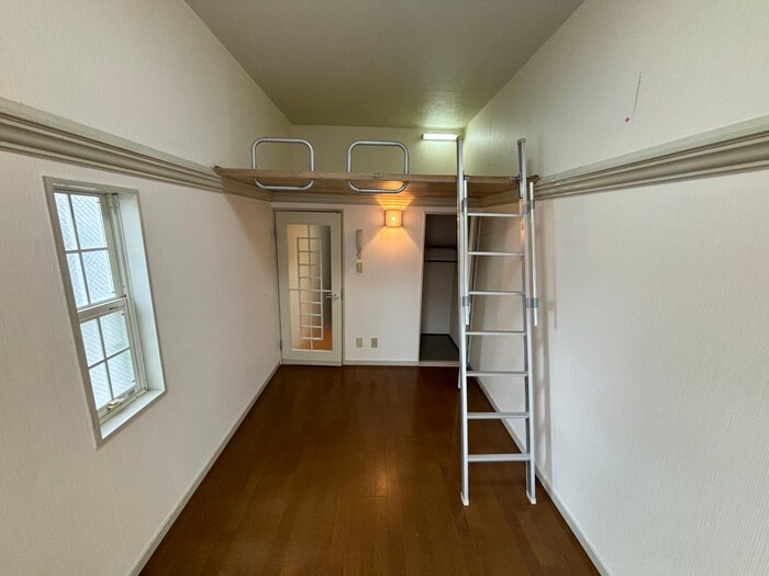 物件内観写真13　(居室)