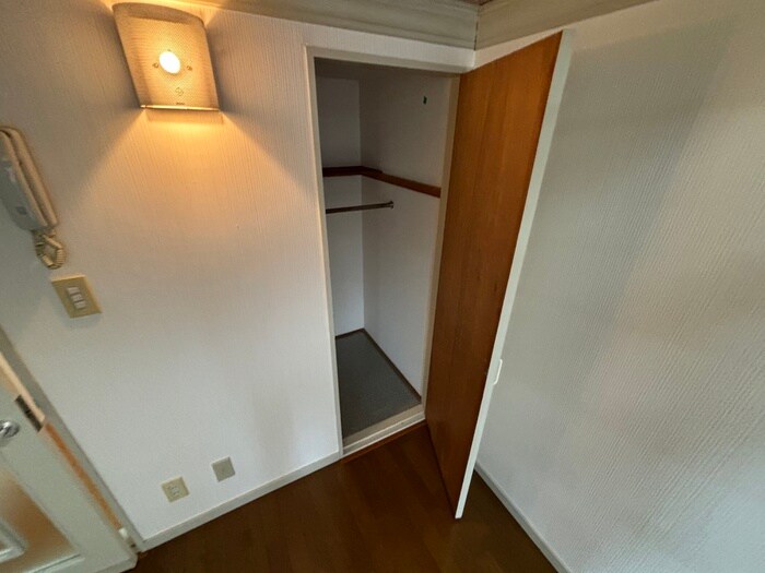物件内観写真15　(収納)