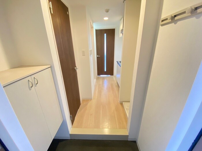 物件内観写真9　(廊下)